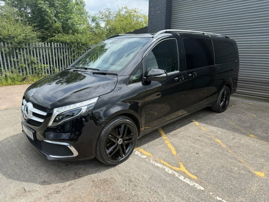 Mercedes-Benz V Class 2L Sport Black #2