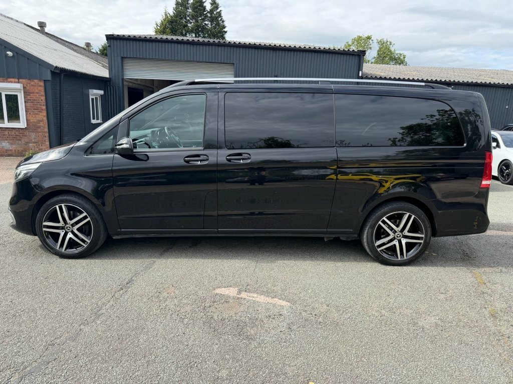 Mercedes-Benz V Class V 220 D Amg Line Extra-long Silver #23