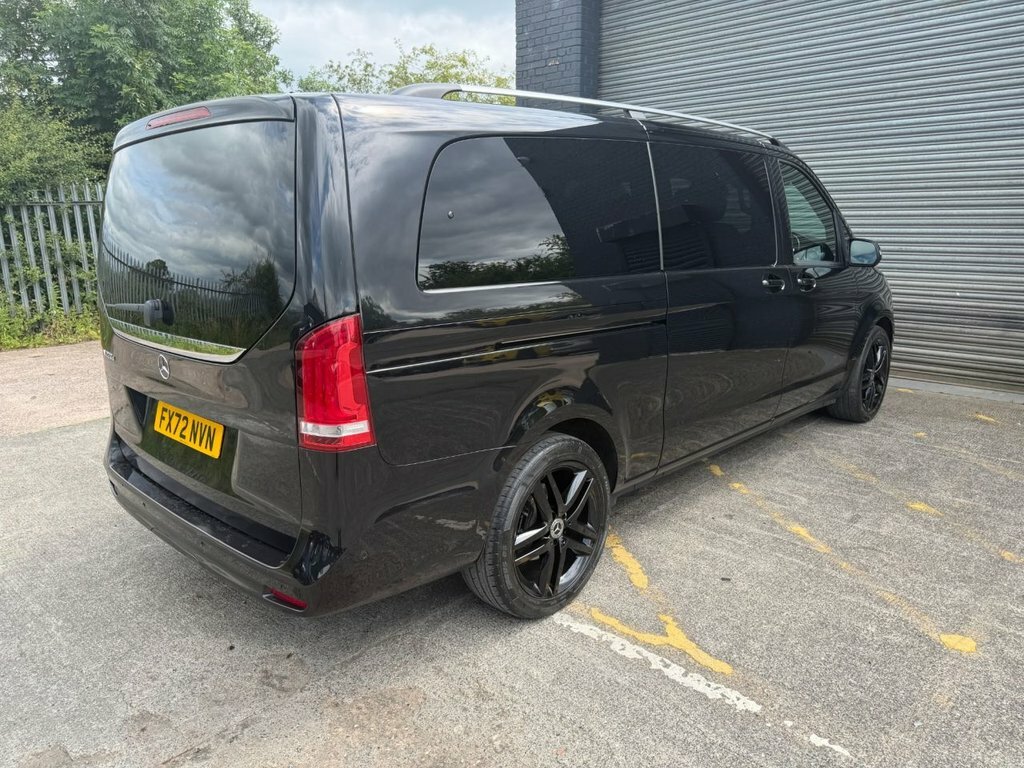 Mercedes-Benz V Class 2L Sport Black #4