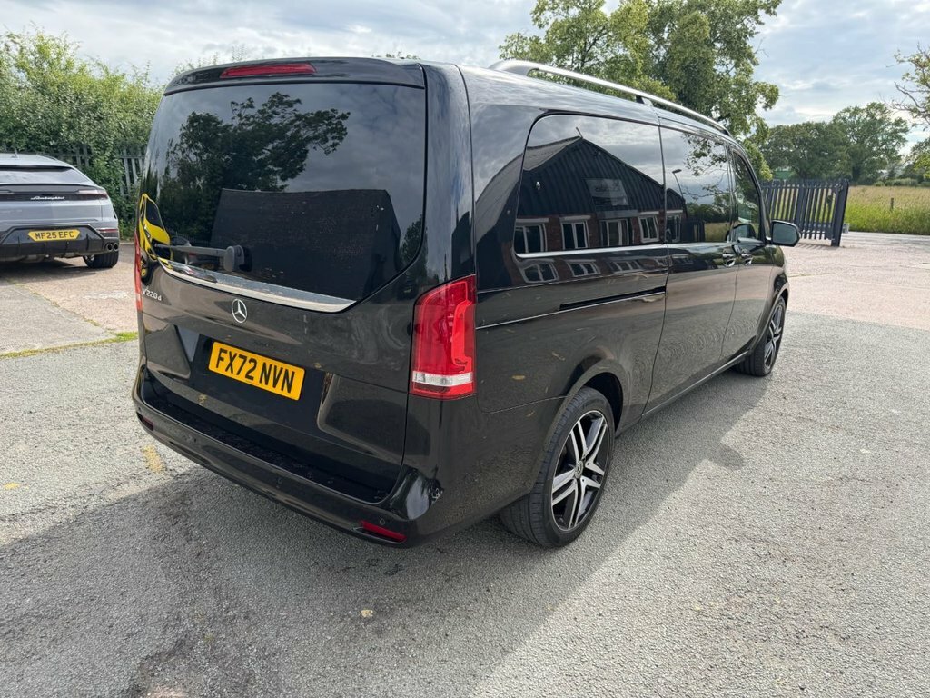 Mercedes-Benz V Class V 220 D Amg Line Extra-long Silver #19