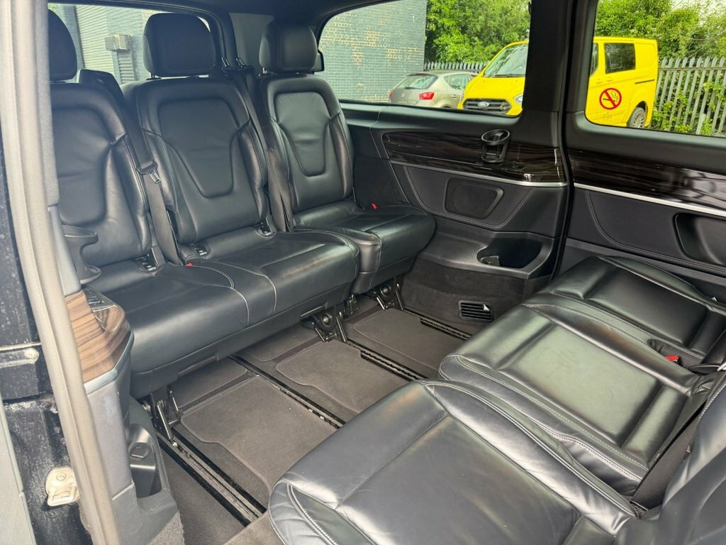 Mercedes-Benz V Class V 220 D Amg Line Extra-long Silver #14