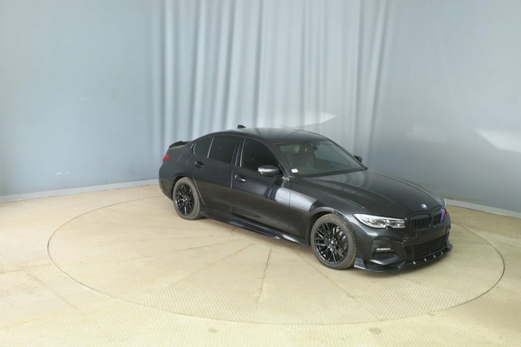 BMW 3 Series 2L M Sport Black #5