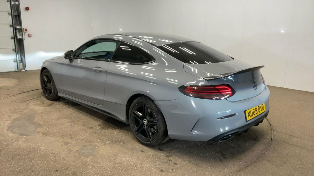 Mercedes-Benz C Class 2L Amg Line Grey #2