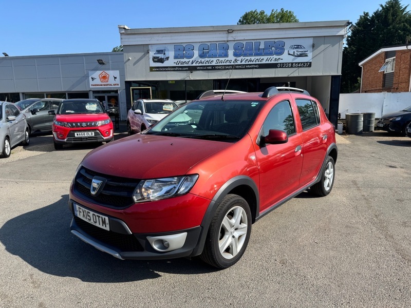 Dacia Sandero Stepway Ambiance Tce Red