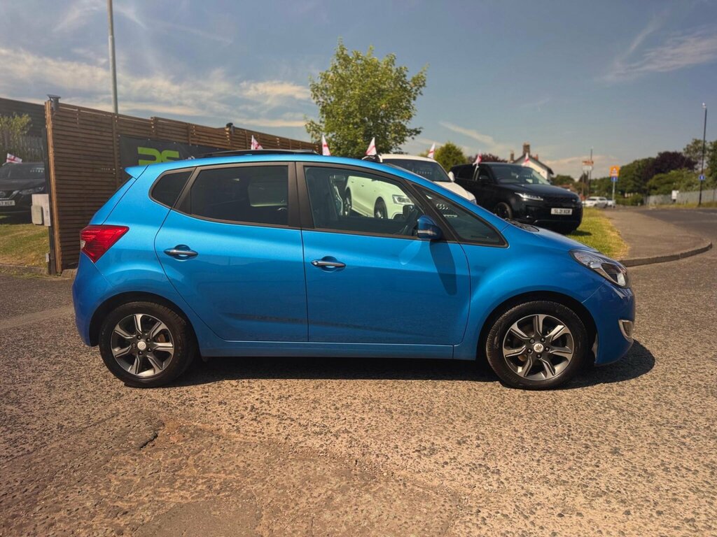 Hyundai Ix20 1.4 Blue Drive Premium Euro 6 Ss NU65EDF Blue #3
