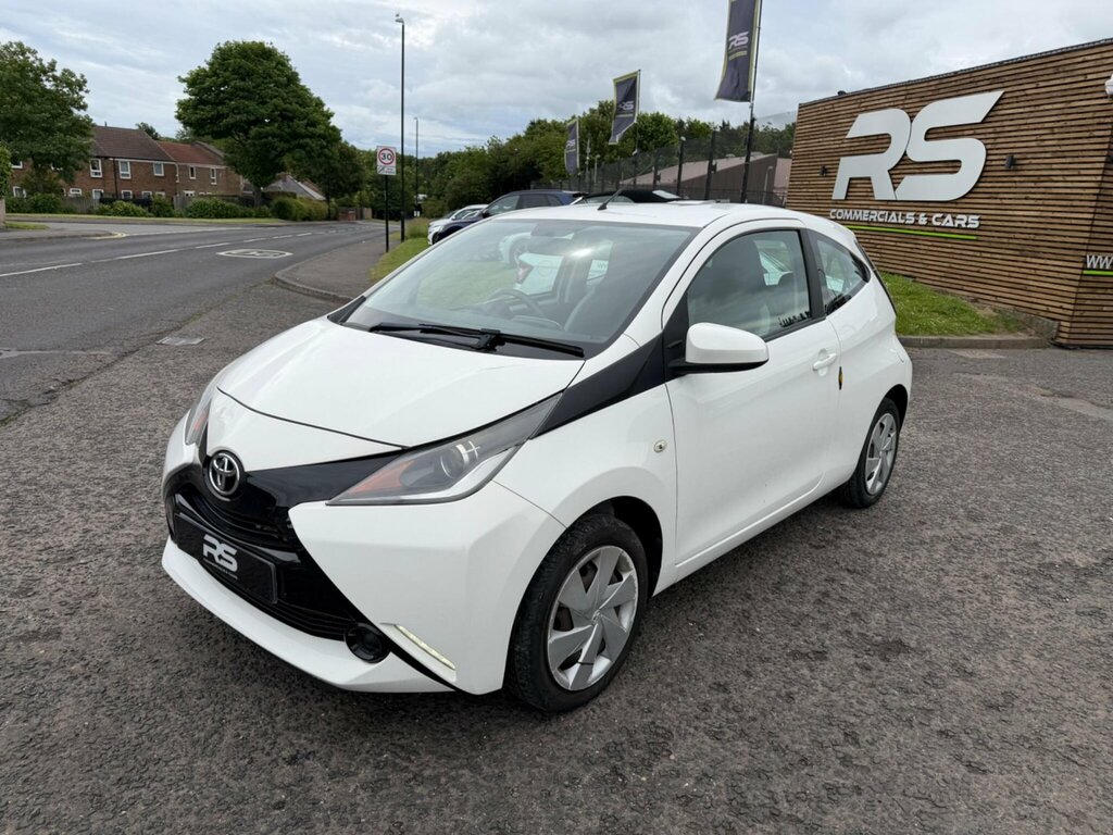 Toyota Aygo 1.0 Vvt-i X-play Euro 5 Euro 5 White