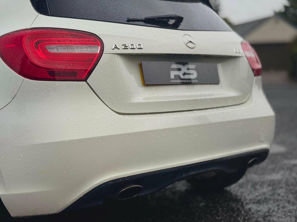 Mercedes-Benz A Class 2.0 A250 Blueefficiency Engineered By Amg Hatchbac Grey #18
