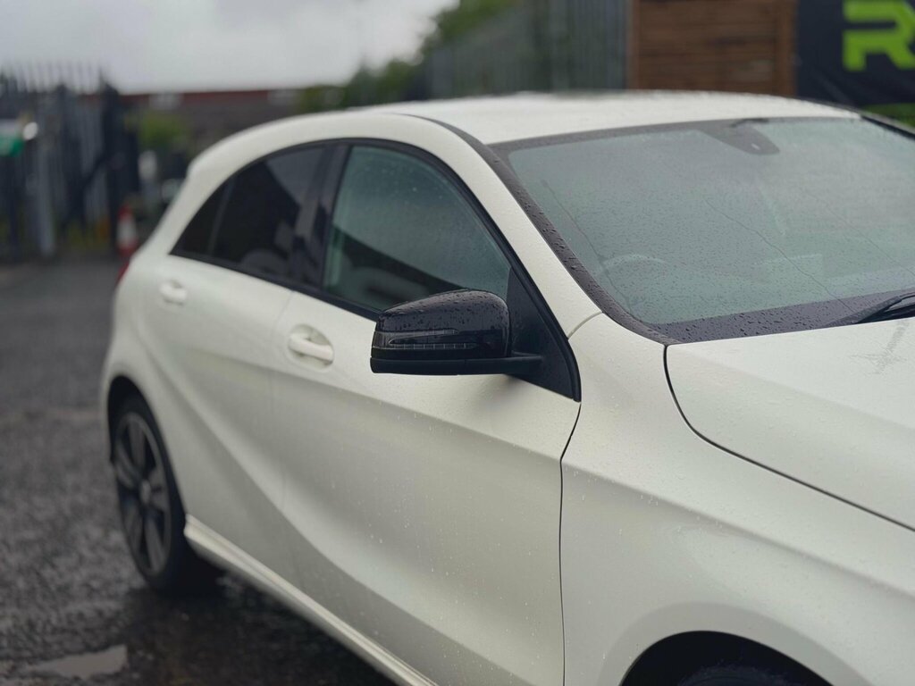 Mercedes-Benz A Class 2.0 A250 Blueefficiency Engineered By Amg Hatchbac Grey #14