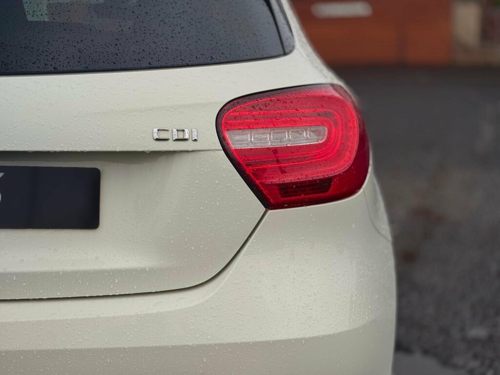 Mercedes-Benz A Class 2.0 A250 Blueefficiency Engineered By Amg Hatchbac Grey #13