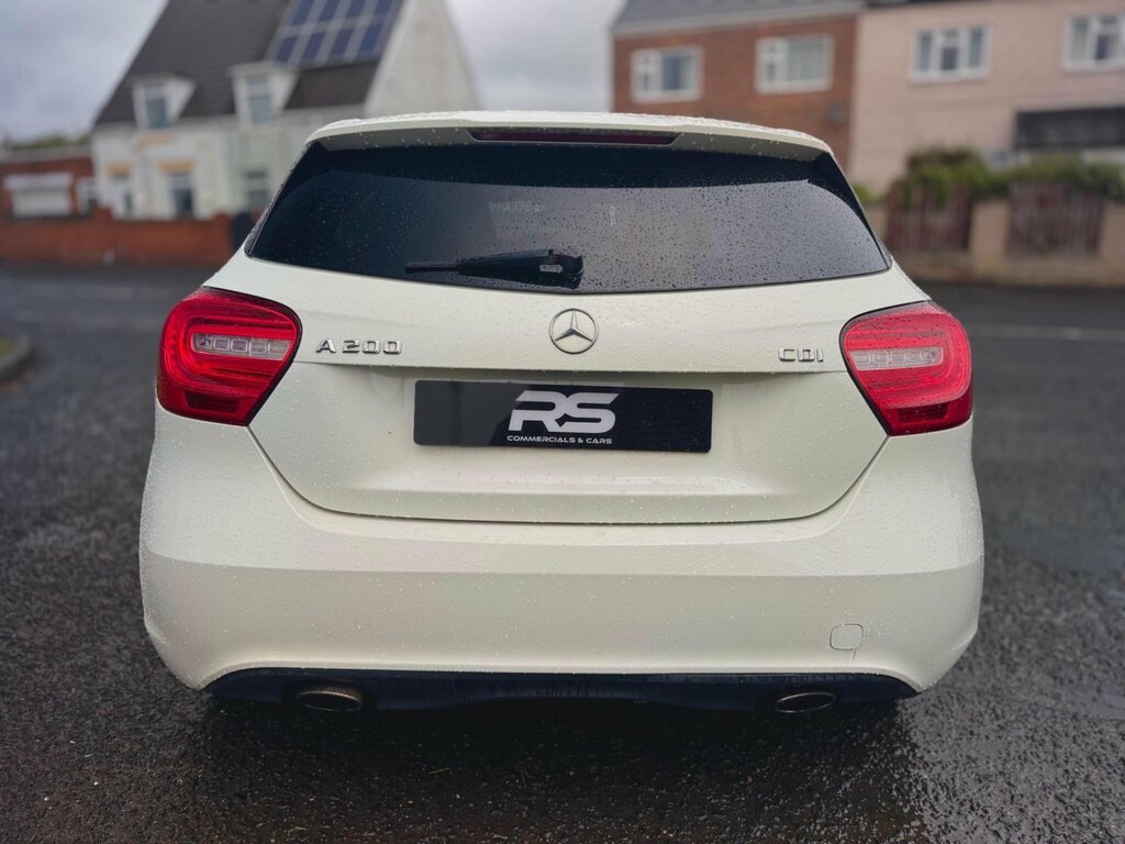 Mercedes-Benz A Class 2.0 A250 Blueefficiency Engineered By Amg Hatchbac Grey #9