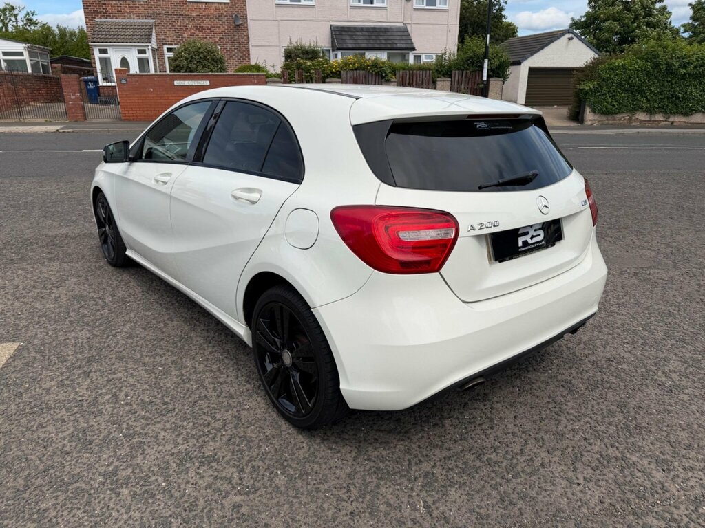 Mercedes-Benz A Class 1.8 A200 Cdi Blueefficiency Sport Euro 5 Ss SL13YBY White #4