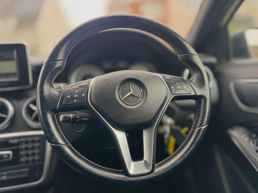 Mercedes-Benz A Class 2.0 A250 Blueefficiency Engineered By Amg Hatchbac Grey #26