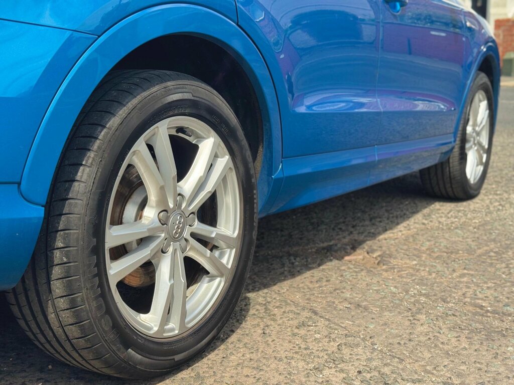 Audi Q3 Suv Red #17