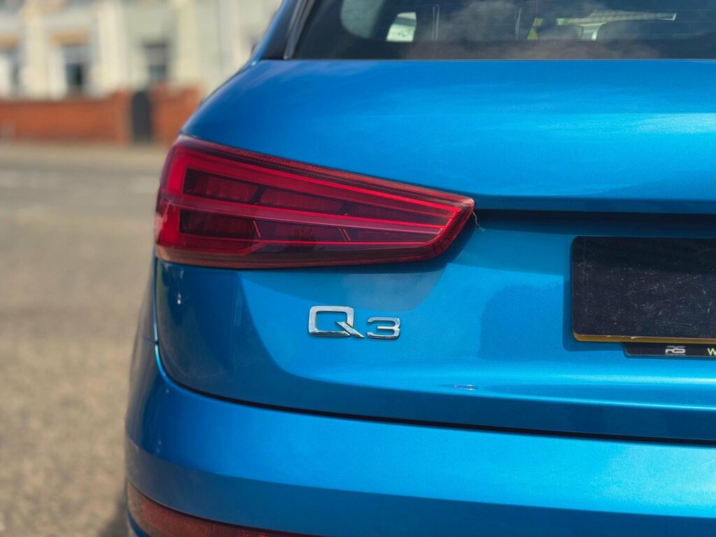 Audi Q3 Suv Red #15