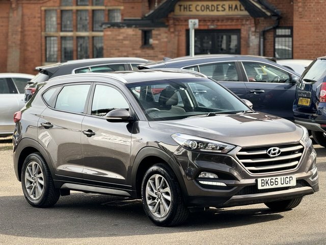 Hyundai Tucson 1.7 Crdi Blue Drive Se Nav Suv E BK66UGP Grey #2