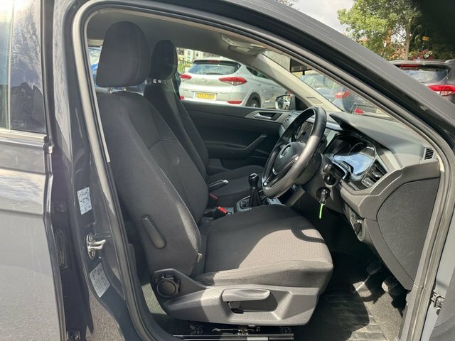 Volkswagen Polo 1.0 Evo Se 2019 Grey #11