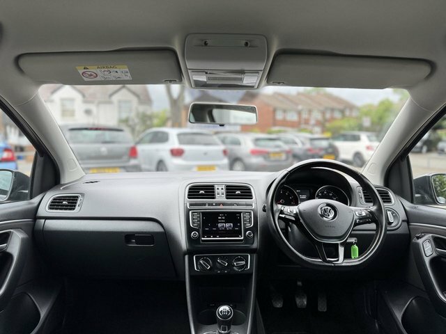 Volkswagen Polo 1.2 Tsi Match Silver #42