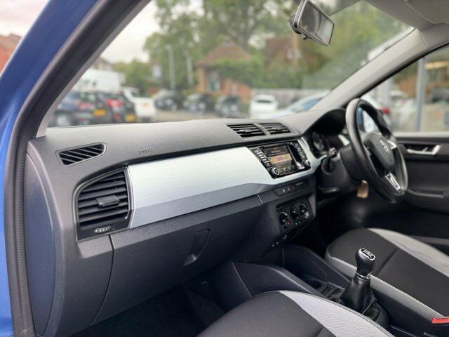 Skoda Fabia Hatchback 1.2 Tsi Se Dsg Euro 6 Ss 201616 Silver #39