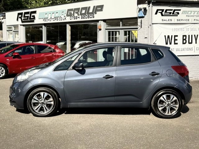 Kia Venga 3 Red #7