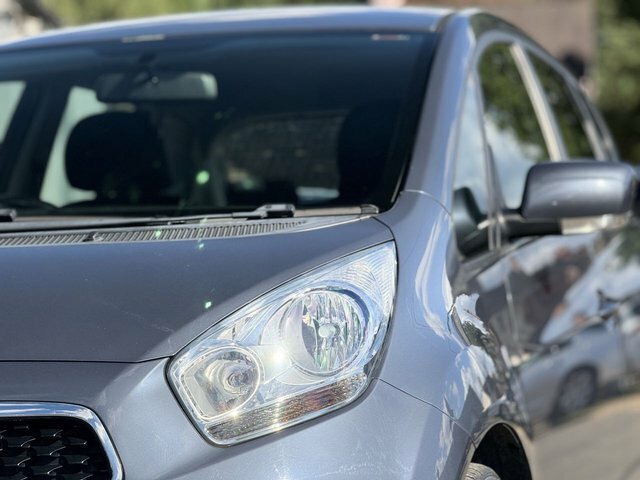 Kia Venga 3 Red #23