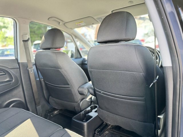 Kia Venga 3 Red #35