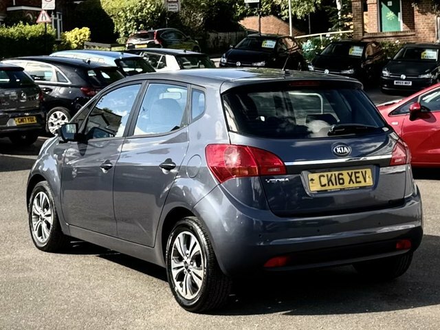 Kia Venga 3 Red #9