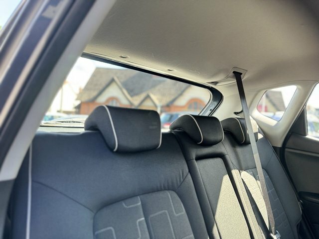 Kia Venga 3 Red #39