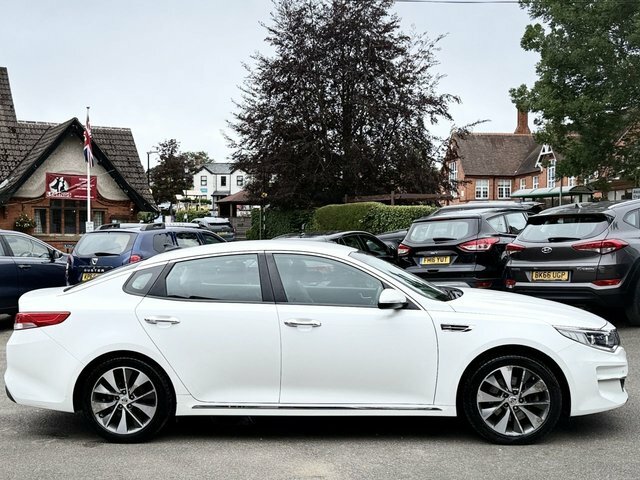 Kia Optima 1.7 Crdi 3 Saloon Euro 6 S S White #6