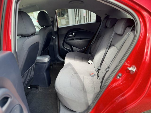 Kia RIO Red #40