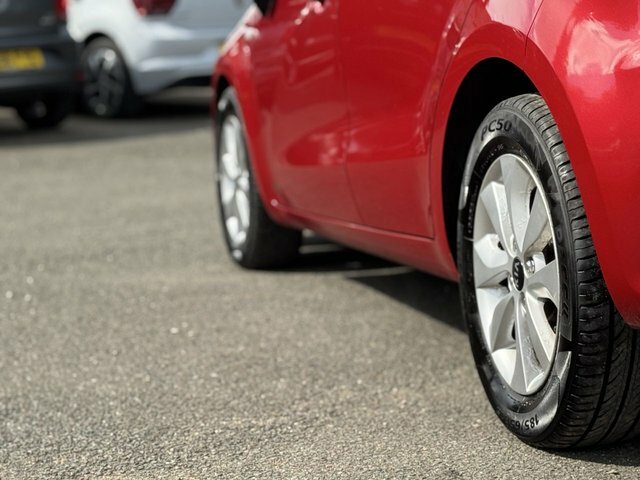 Kia RIO Red #22