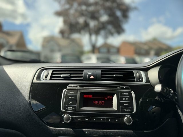 Kia RIO Red #43