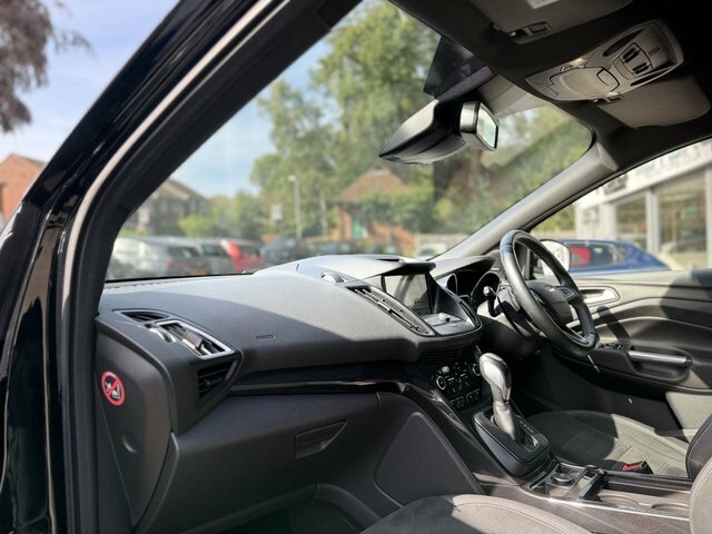 Ford Kuga 1.5 Zetec 118 Bhp Black #40