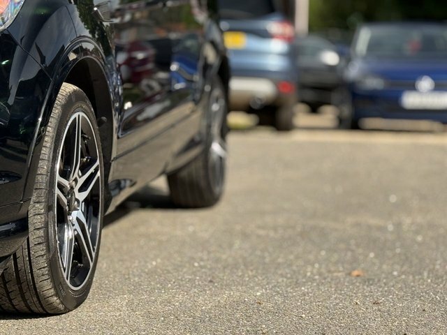 Ford Kuga 1.5 Zetec 118 Bhp Black #25