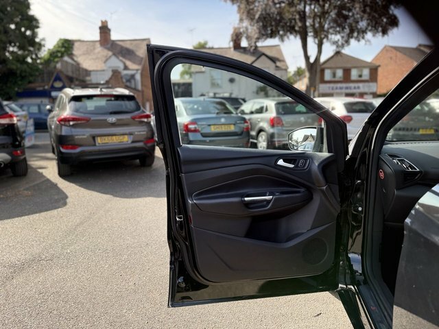 Ford Kuga 1.5 Zetec 118 Bhp Black #42