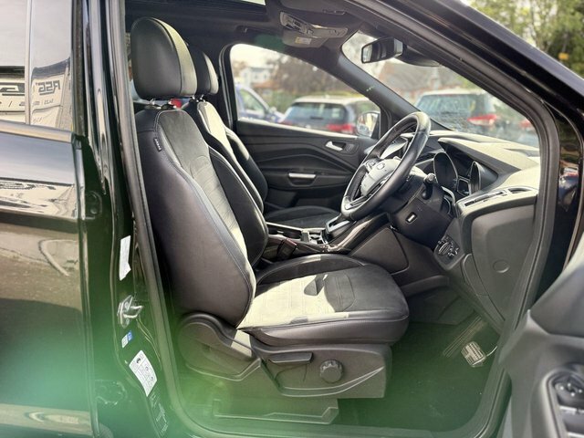 Ford Kuga 1.5 Zetec 118 Bhp Black #11