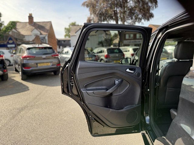 Ford Kuga 1.5 Zetec 118 Bhp Black #44