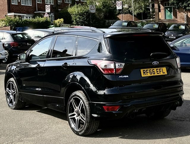 Ford Kuga 1.5 Zetec 118 Bhp Black #9