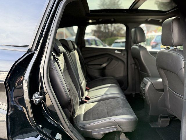 Ford Kuga 1.5 Zetec 118 Bhp Black #13