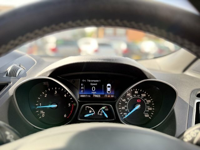 Ford Kuga 1.5 Zetec 118 Bhp Black #46