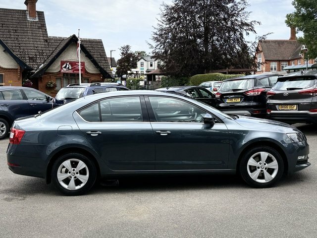 Skoda Octavia 1.0 Tsi Gpf Se Technology Hatchback Man Grey #6