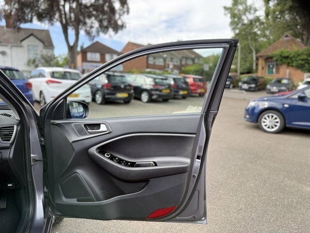 Hyundai I20 Hatchback Blue #33