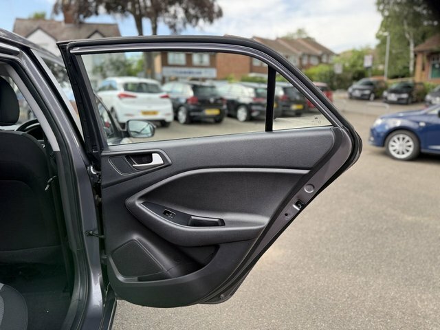 Hyundai I20 Hatchback Blue #35