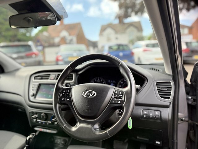 Hyundai I20 Hatchback Blue #32