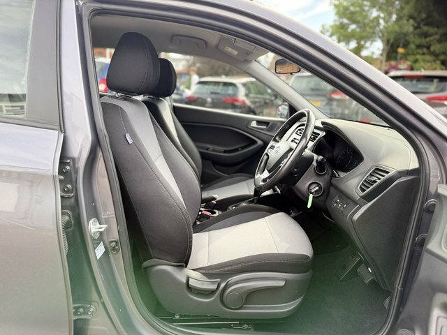 Hyundai I20 Hatchback Blue #11