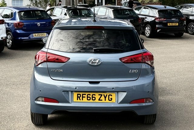 Hyundai I20 1.4 Premium Se 100 Ps Orange #17