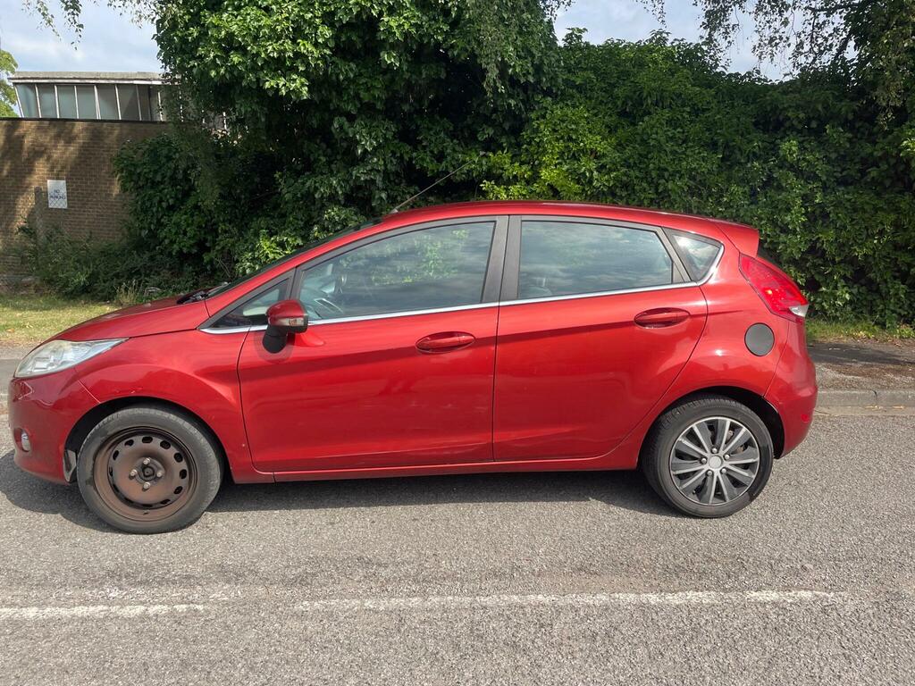 Ford Fiesta 1.25 Zetec Blue Edition Silver #10