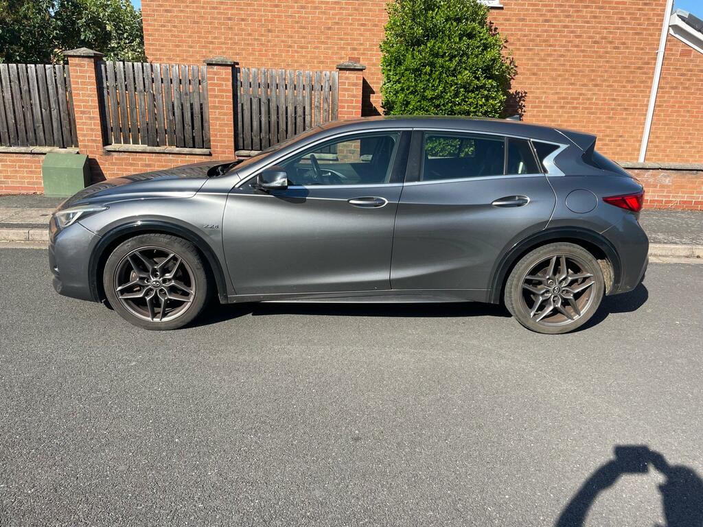 Infiniti Q30 Q30 Se D Black #9