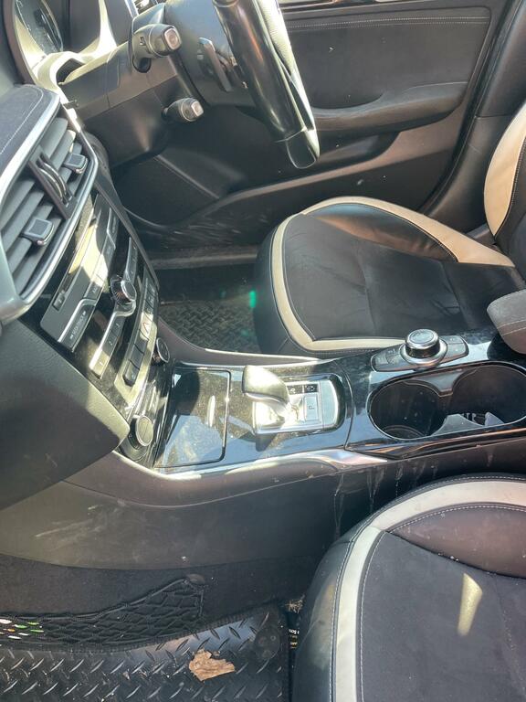 Infiniti Q30 Q30 Se D Black #17