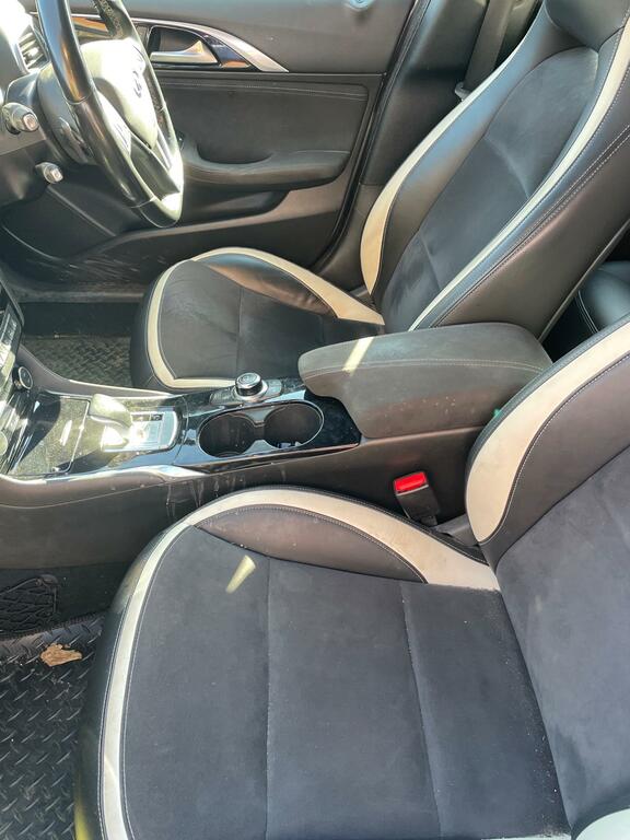 Infiniti Q30 Q30 Se D Black #18