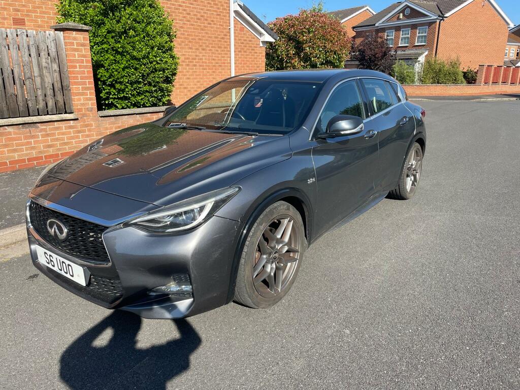 Infiniti Q30 Q30 Se D Black #8